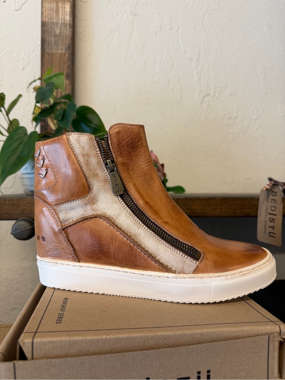 BedStu | Twist Tan Rustic Nectar Sneakers